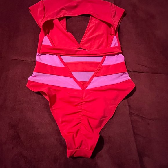 Hojlie Watman Women's Swimsuit Brand New Size Large - Picture 3 of 3